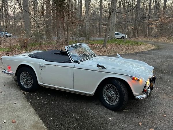 Robert Ervin's Triumph TR5, commission number 1CP 1766 LP