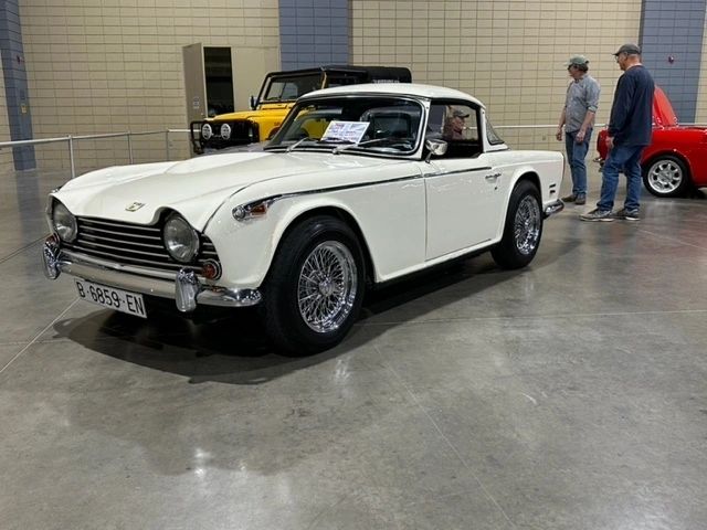 Ken Nachman's Triumph TR5